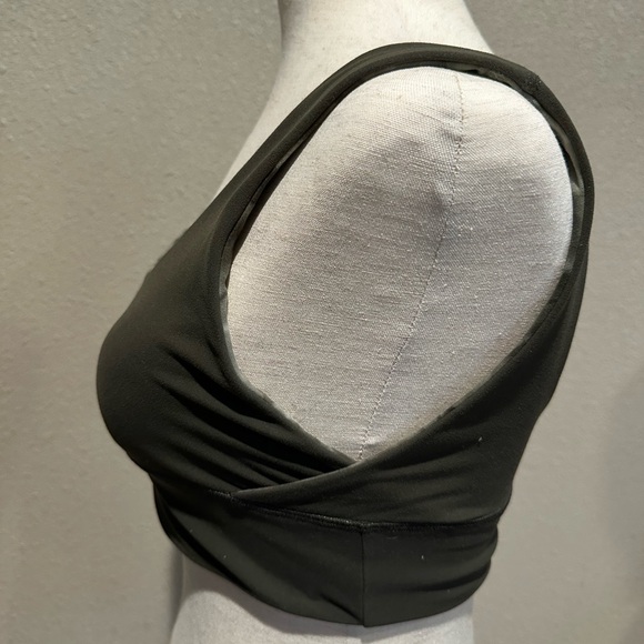 Lululemon diamond dye/olive green align bra - Picture 5 of 5